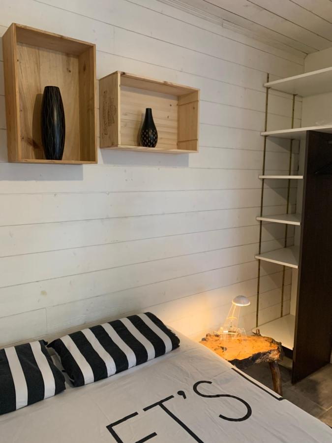 Le Chalet Au Bord Des Pistes Cyclables Sainte-Helene  Екстериор снимка